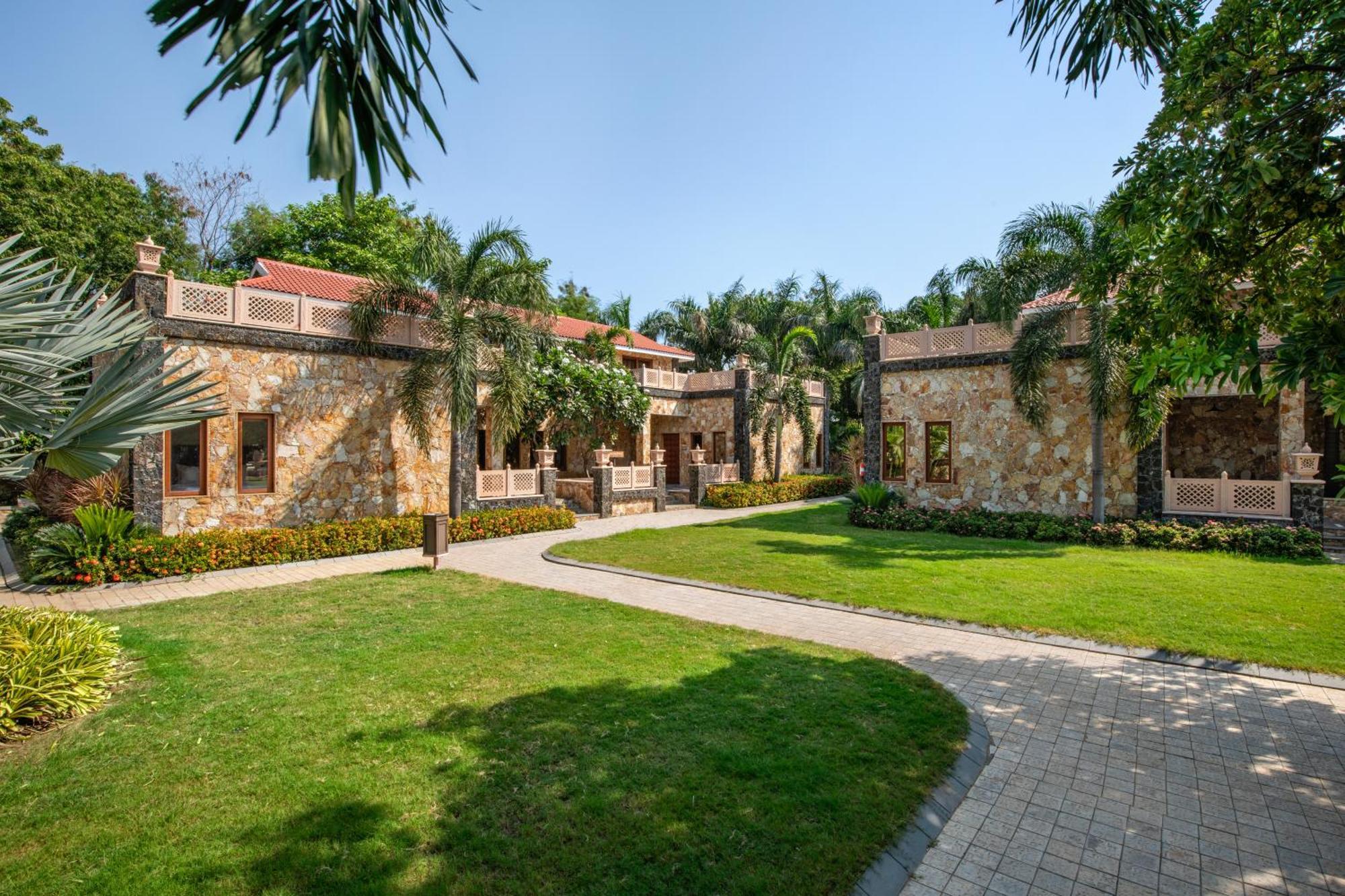 Vikrama Heritage Resort Pavagadh Hālol Εξωτερικό φωτογραφία